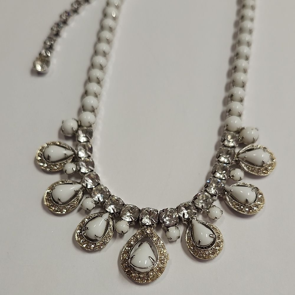 Weiss Signed Vintage Milk Glass And Rhinestone Statement Necklace